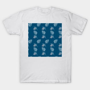 Tropical pattern with exotic leaves silhouettes T-Shirt